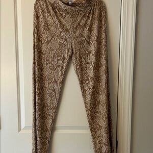 IMAN Beige and Gold Patterned Pants